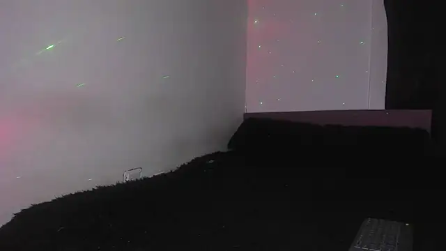 HeellBoy  online show from 06-12-26, 06:22