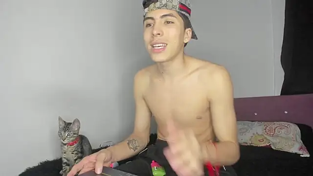 HeellBoy  online show from 05-14-26, 03:58