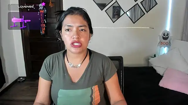 arianithaxox online show from 11-08-25, 08:40