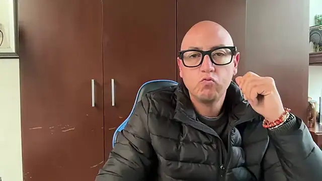 alanan881 online show from 11-30-25, 06:30