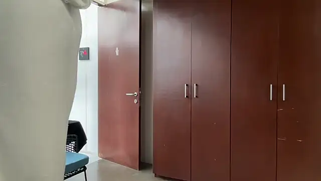 alanan881 online show from 04-05-26, 07:42