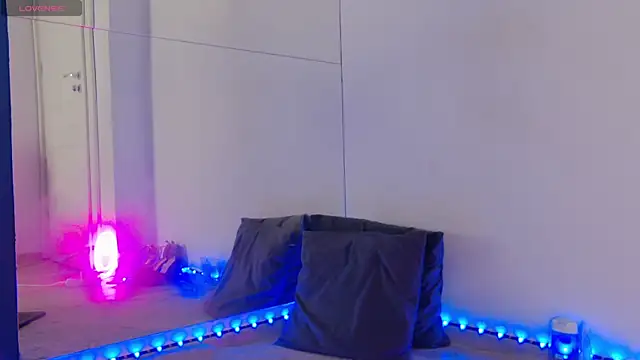 CelineMeyerr online show from 04-06-26, 05:08