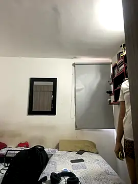 karla nill online show from 11-04-25, 04:55