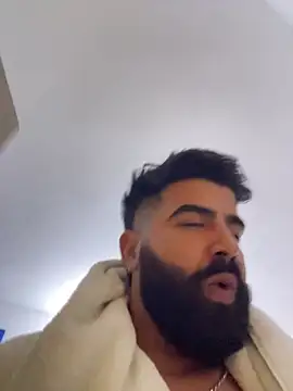 Snapshot of Lyon_vach chatting on 02-09-26, 04:05 Lyon vach online show from 02-09-26, 04:05