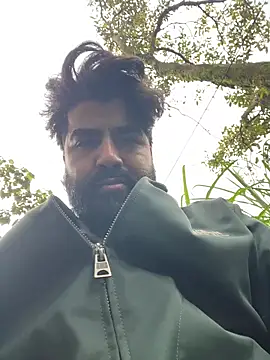 Snapshot of Lyon_vach chatting on 11-24-25, 09:04 Lyon vach online show from 11-24-25, 09:04