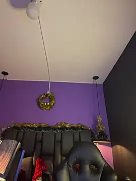 Snapshot of Lyon_vach chatting on 12-04-25, 07:46 Lyon vach online show from 12-04-25, 07:46