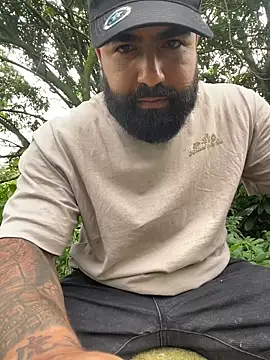 Snapshot of Lyon_vach chatting on 11-03-25, 07:39 Lyon vach online show from 11-03-25, 07:39