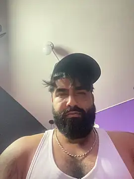 Snapshot of Lyon_vach chatting on 11-11-25, 01:33 Lyon vach online show from 11-11-25, 01:33