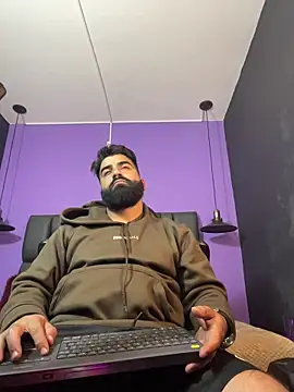 Snapshot of Lyon_vach chatting on 01-14-26, 12:14 Lyon vach online show from 01-14-26, 12:14