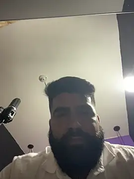 Snapshot of Lyon_vach chatting on 02-04-26, 08:15 Lyon vach online show from 02-04-26, 08:15