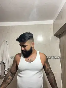 Snapshot of Lyon_vach chatting on 01-10-26, 10:27 Lyon vach online show from 01-10-26, 10:27