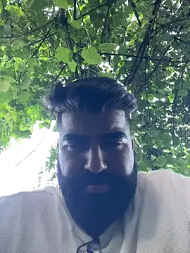 Snapshot of Lyon_vach chatting on 01-17-26, 09:40 Lyon vach online show from 01-17-26, 09:40