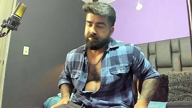 Lyon vach online show from 03-13-26, 12:15