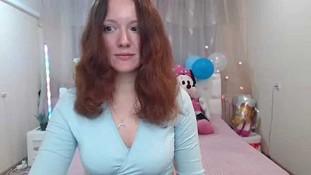 Snapshot of BarbaraStily chatting on 09-19-25, 08:07 BarbaraStily online show from 09-19-25, 08:07
