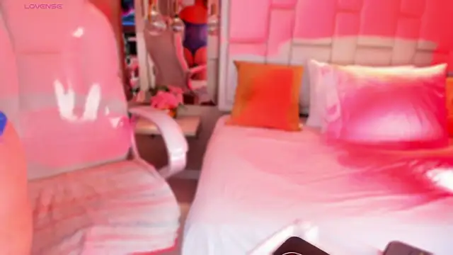 ArticaBelle online show from 02-26-26, 04:23