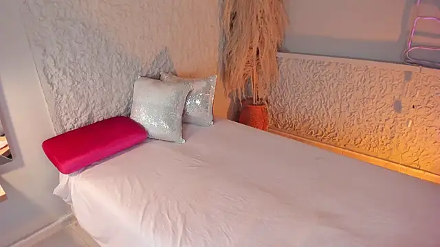 ArticaBelle online show from 02-08-26, 04:21