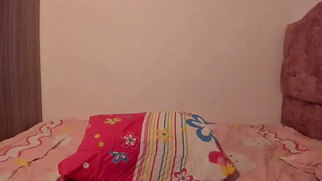 Catherine tabarezx online show from 06-17-26, 12:15