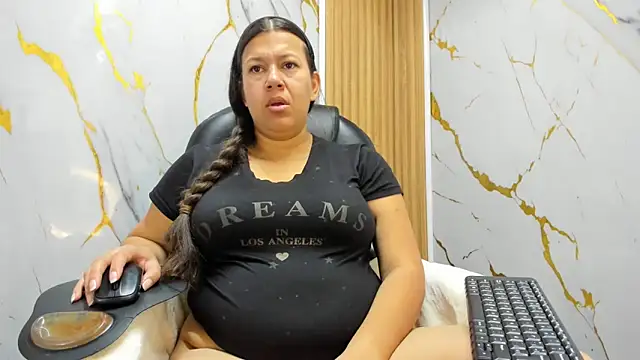 Snapshot of Catherine_tabarezx chatting on 03-10-26, 12:09 Catherine tabarezx online show from 03-10-26, 12:09