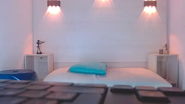 Molly Spears online show from 03-10-25, 11:34