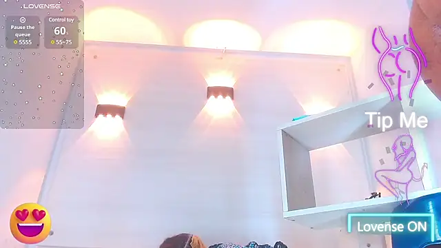 Molly Spears online show from 02-25-25, 06:33