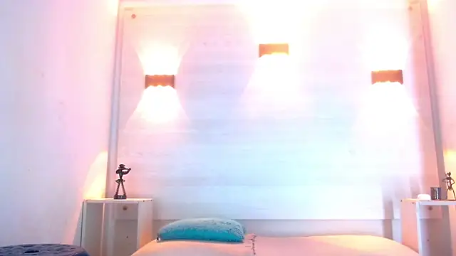 Molly Spears online show from 03-12-25, 11:32