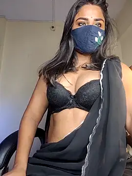 Snapshot of Black-Pearll chatting on 02-11-26, 04:45 Black-Pearll online show from 02-11-26, 04:45