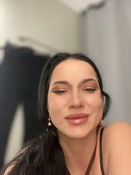 Snapshot of Roxana-Sexy chatting on 02-11-26, 05:51 Roxana-Sexy online show from 02-11-26, 05:51