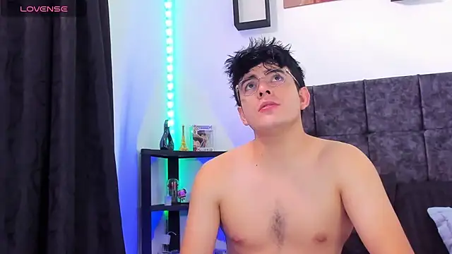 nolan twink1 online show from 04-15-26, 05:39