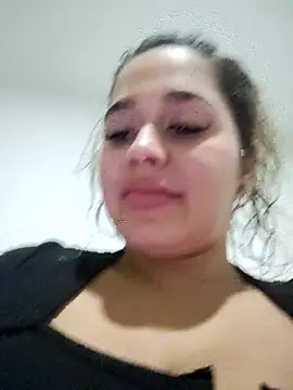 LaurenWelly  online show from 09-21-25, 12:38