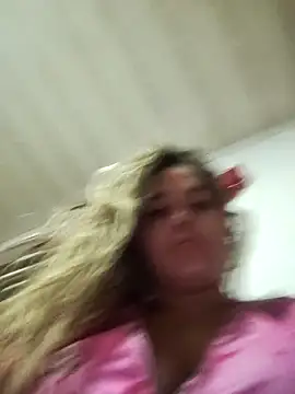 LaurenWelly  online show from 12-19-25, 09:44