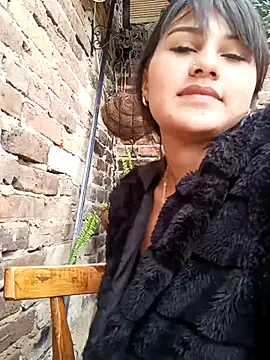 Nicky-7 online show from 01-22-25, 08:49