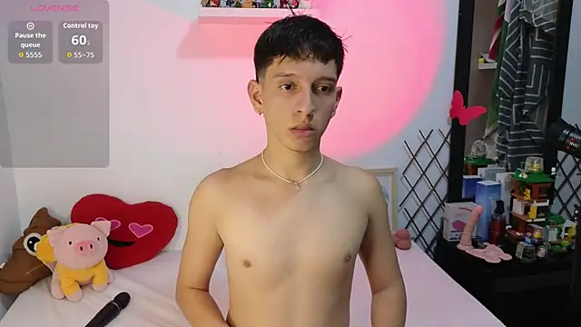 milky  boy  online show from 11-14-25, 04:05