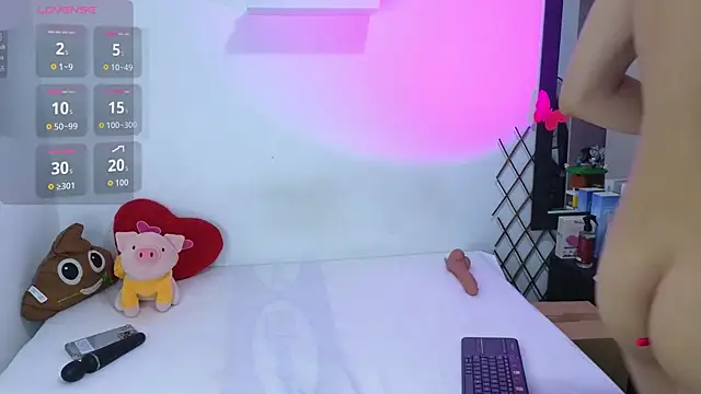 milky  boy  online show from 09-11-25, 04:56