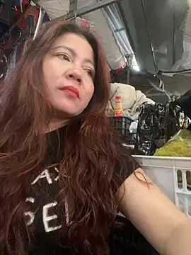 Snapshot of Cesywet chatting on 03-09-25, 03:22 Cesywet online show from 03-09-25, 03:22