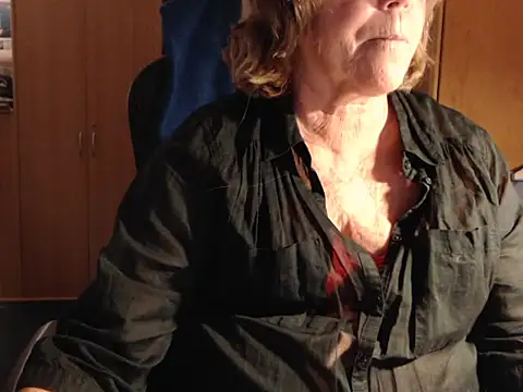  sunshine   online show from 11-16-25, 07:29