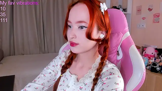 Snapshot of Hakory chatting on 09-14-25, 07:58 Hakory online show from 09-14-25, 07:58