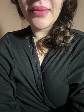 Elinatiranda online show from 03-26-26, 01:53