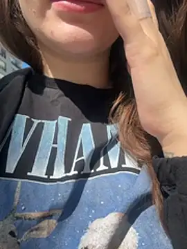 Elinatiranda online show from 03-14-26, 01:06