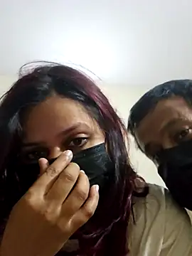 Snapshot of punecouple6 chatting on 10-23-25, 07:12 punecouple6 online show from 10-23-25, 07:12