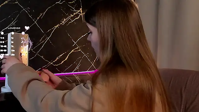 Snapshot of EdithHaskell chatting on 02-24-25, 01:31 EdithHaskell online show from 02-24-25, 01:31