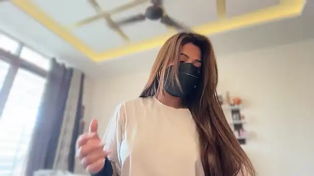 Hotty-Sana online show from 02-19-26, 06:10