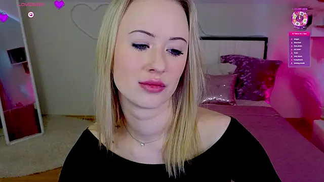 SashaBrooks online show from 04-17-26, 02:09