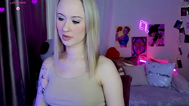 SashaBrooks online show from 04-15-26, 02:10