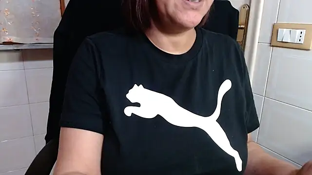 Foxlady2271 online show from 03-30-26, 12:06