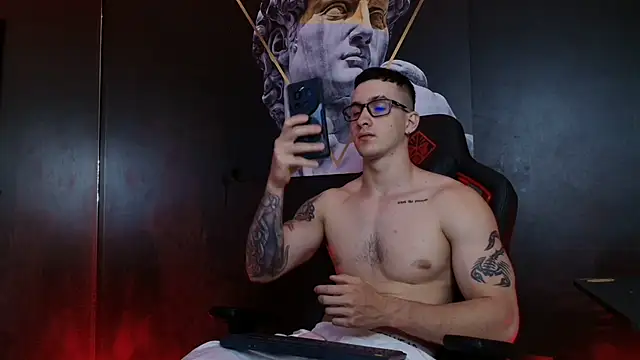 JacksonOlsenn online show from 10-30-25, 09:11