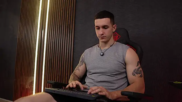 JacksonOlsenn online show from 03-27-26, 08:32