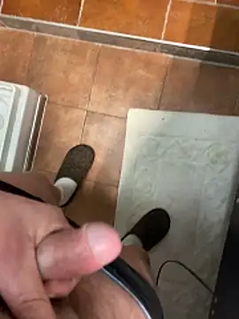 Snapshot of falloso77 chatting on 03-18-26, 04:41 falloso77 online show from 03-18-26, 04:41