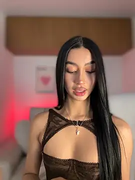 Snapshot of maddy_bronw_ chatting on 10-16-25, 10:29 maddy bronw online show from 10-16-25, 10:29