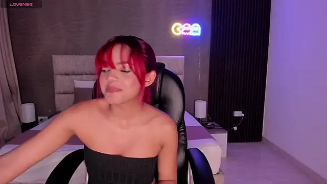 Cristal  adams online show from 09-18-25, 12:41