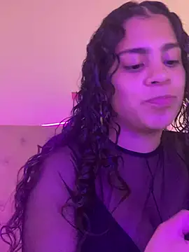 Snapshot of NINA_18_YEARS chatting on 03-06-25, 08:16 NINA 18 YEARS online show from 03-06-25, 08:16
